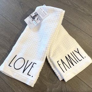 Rae Dunn Love/Family hand towels